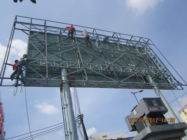 Kết cấu thép quảng cáo - Cầu Trục Cổng Trục VIETCRANE - Công Ty TNHH LEXFAS